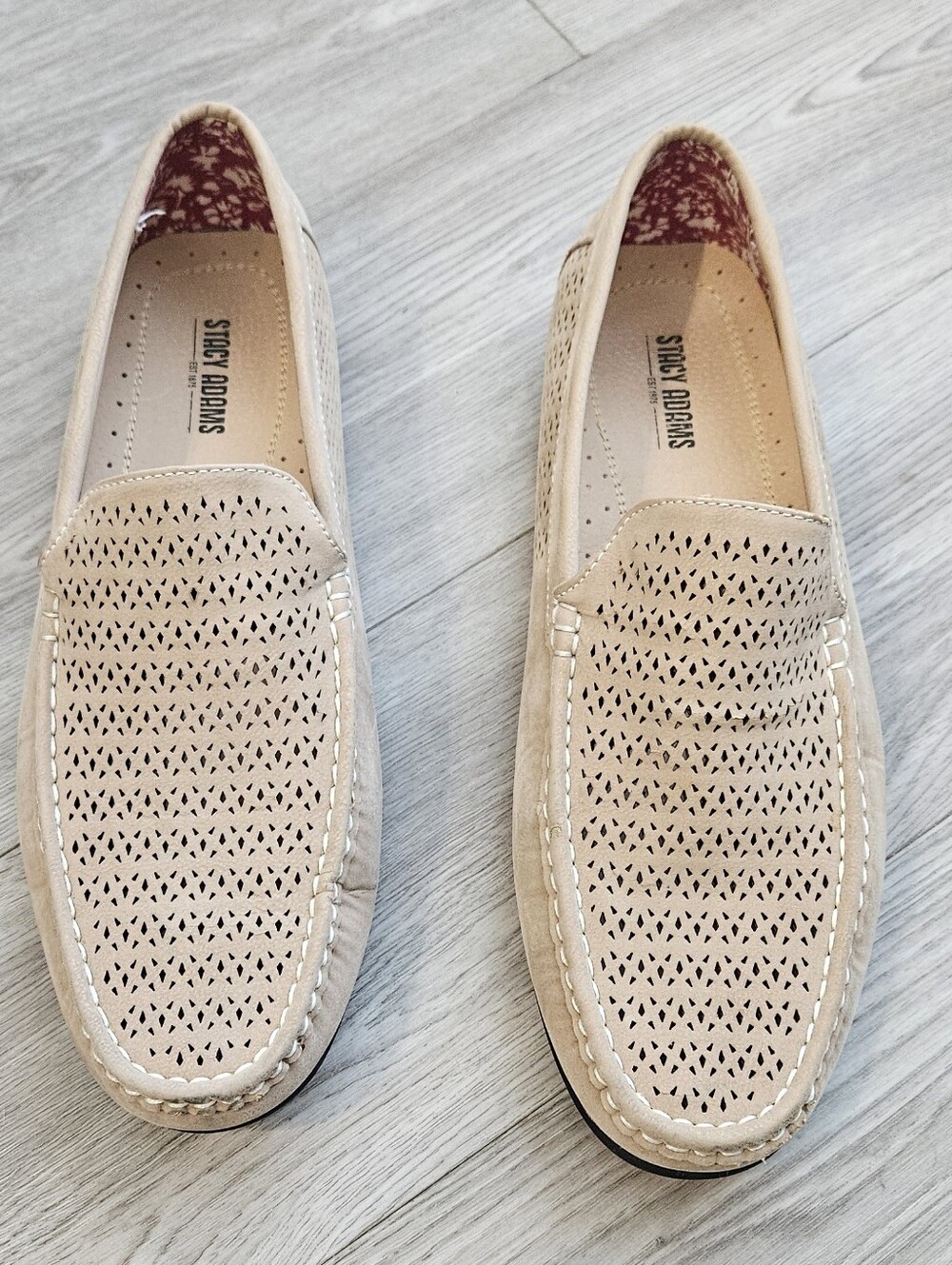 Stacy Adams Men's Light Beige Perforated Slip-On Loafers